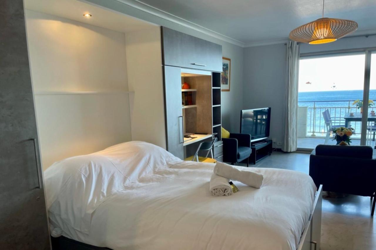 Seafront One Bedroom Apartment With A Terrasse Swimming Pool And A Parking Antibes Extérieur photo